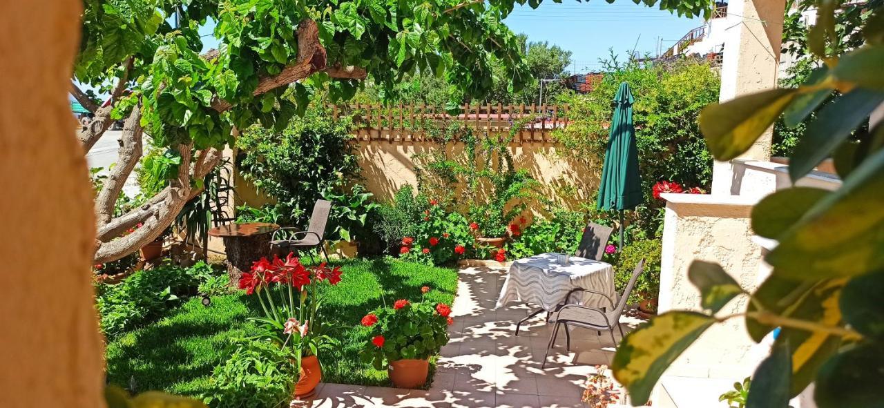 Despoina Apartments Keratókambos Dış mekan fotoğraf